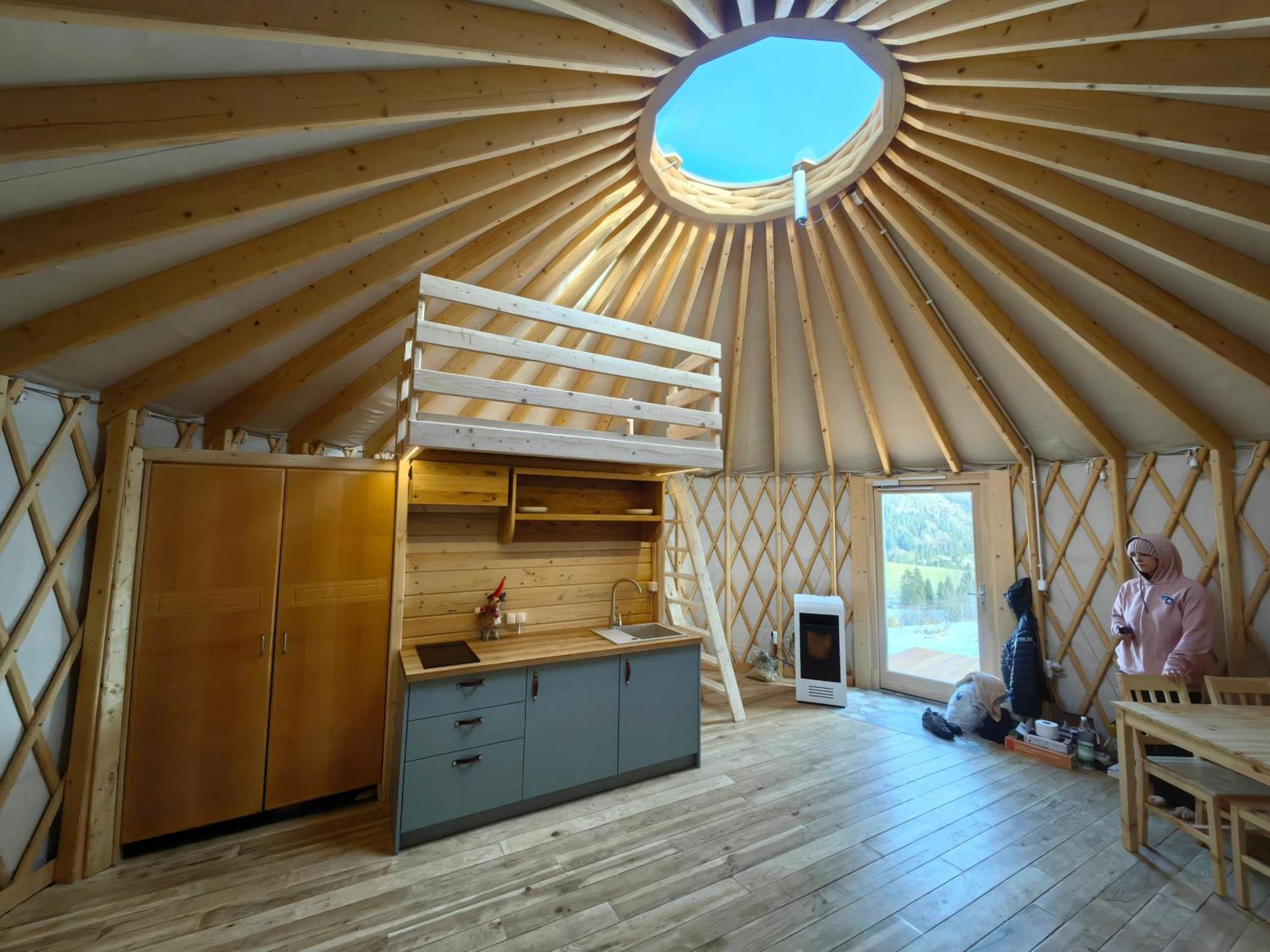 Glamping Owcza Jurta